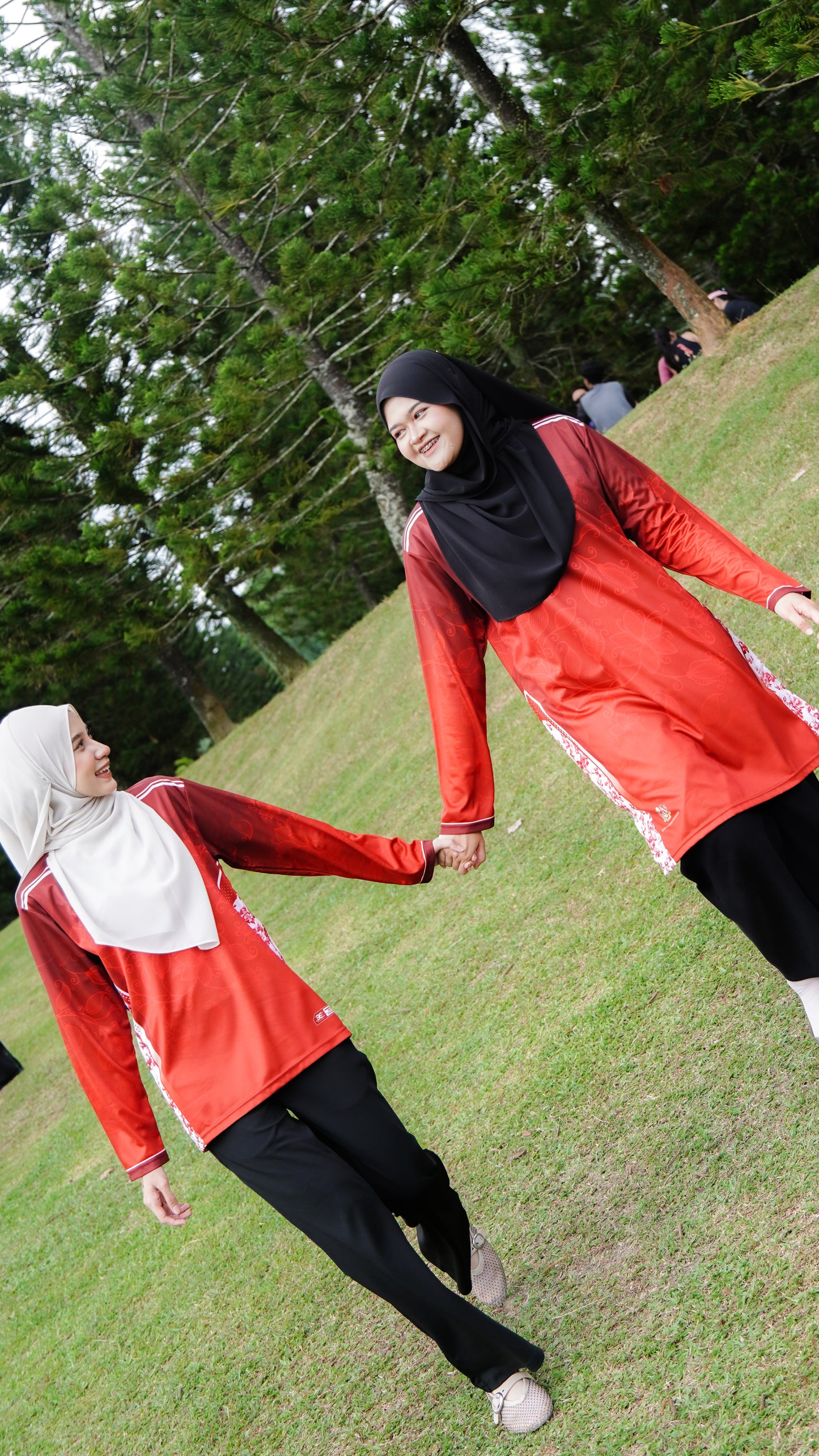 Rose Maroon Pendidik Bangsa New Edition