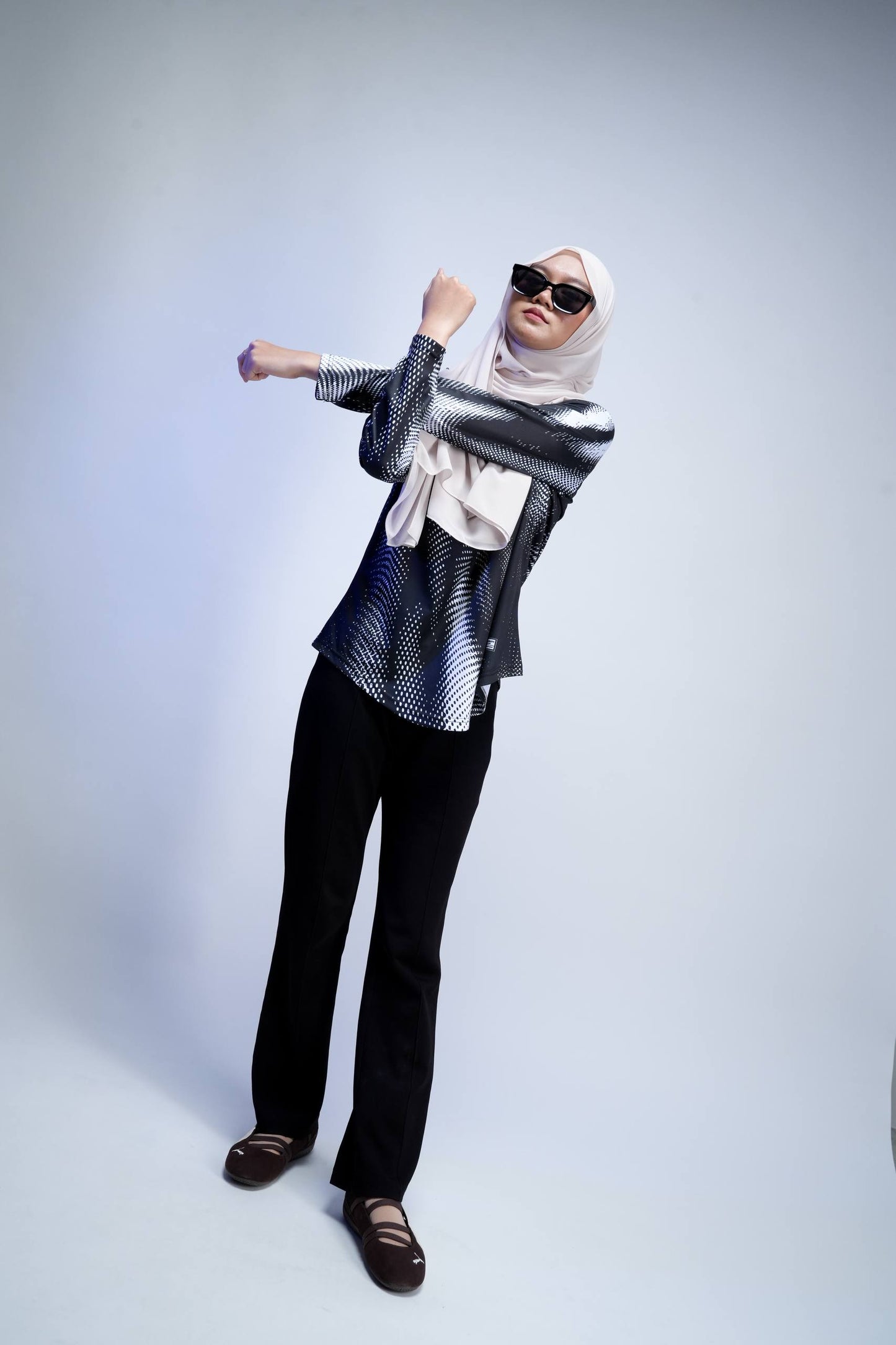 Running Curve Woman Cutting Long Sleeve