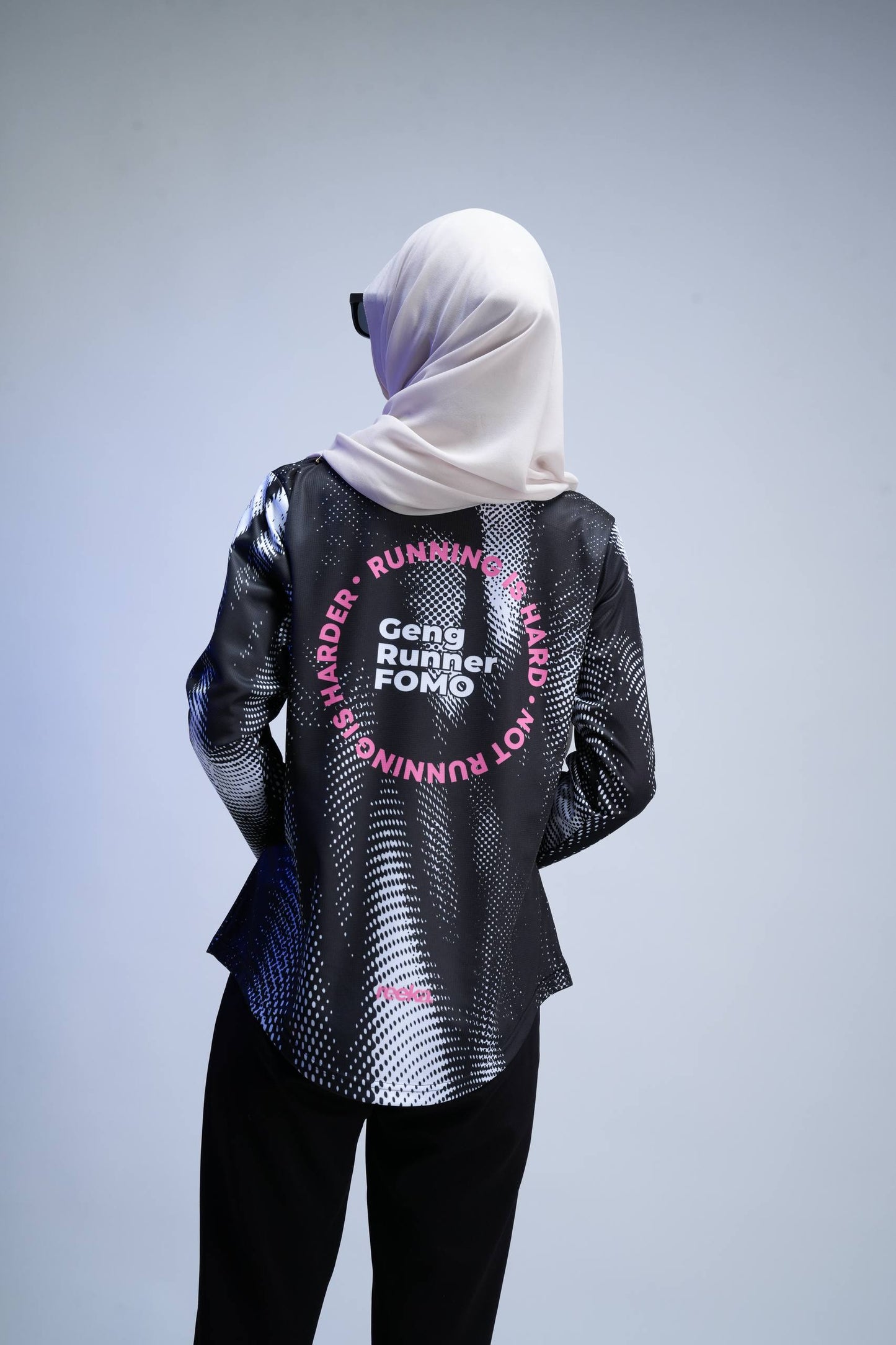 Running Curve Woman Cutting Long Sleeve