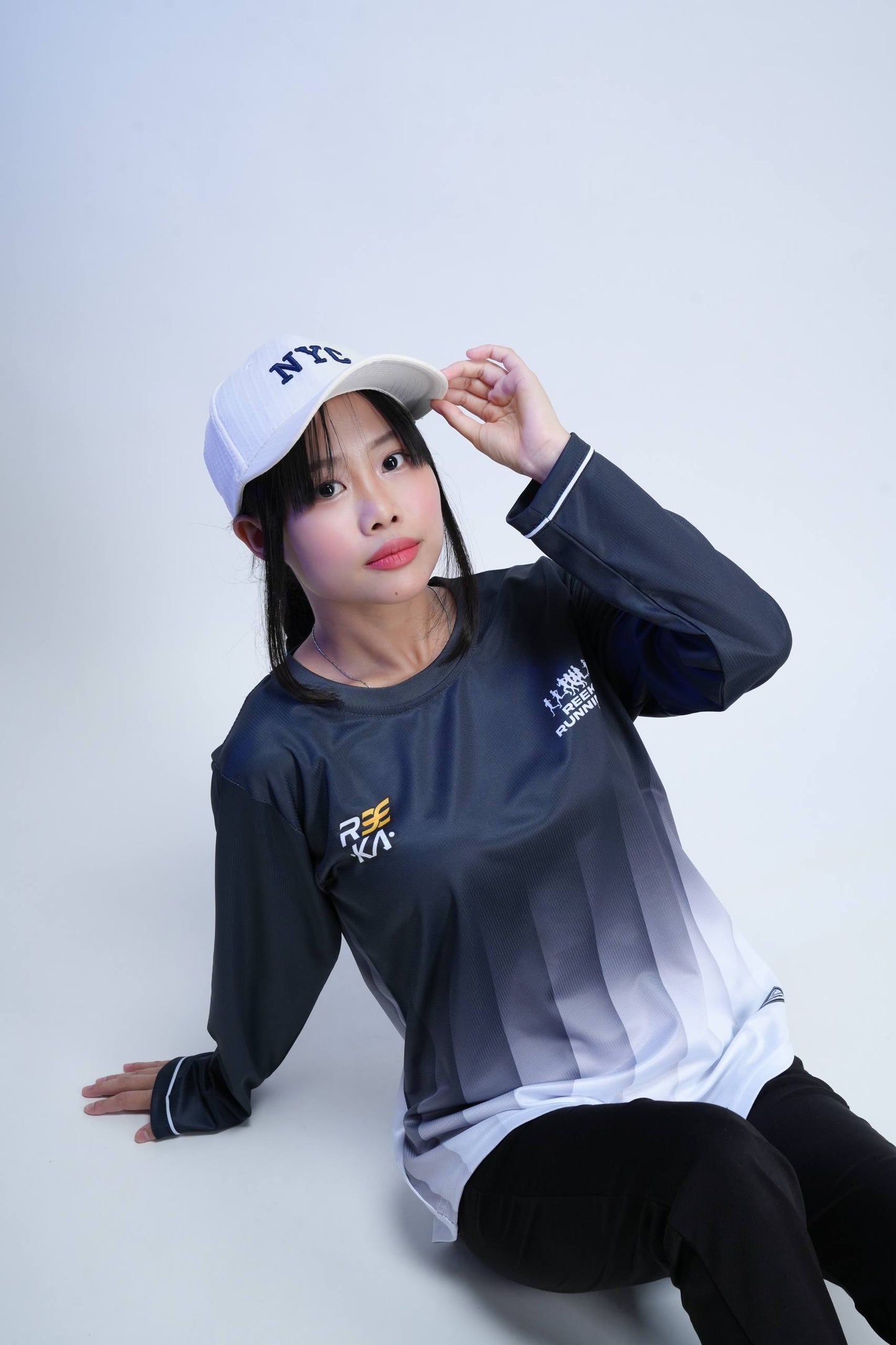Running Curve Woman Cutting Long Sleeve