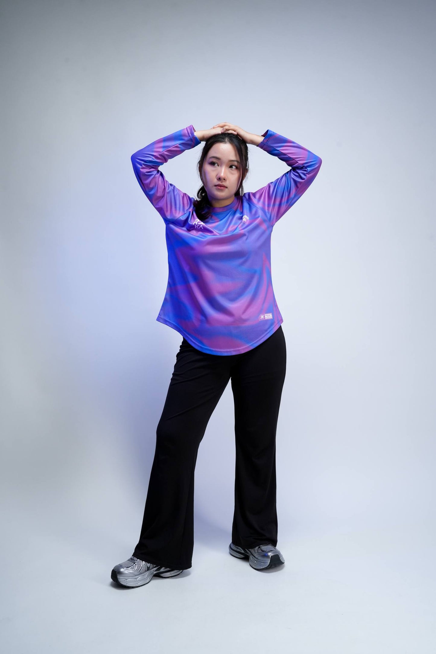 Running Curve Woman Cutting Long Sleeve